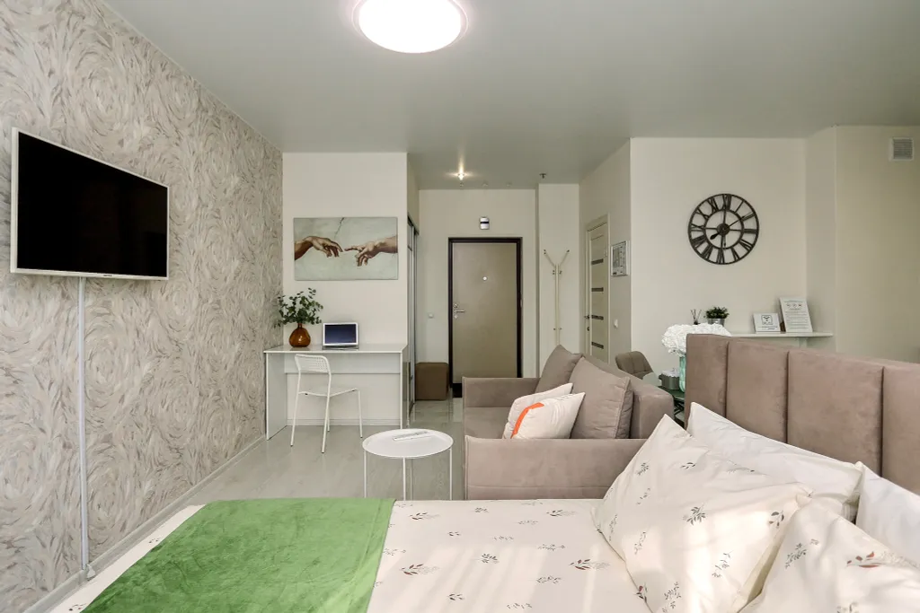 4 Угла: Тот самый ЖК колизей на набережной, М.Горького, 150