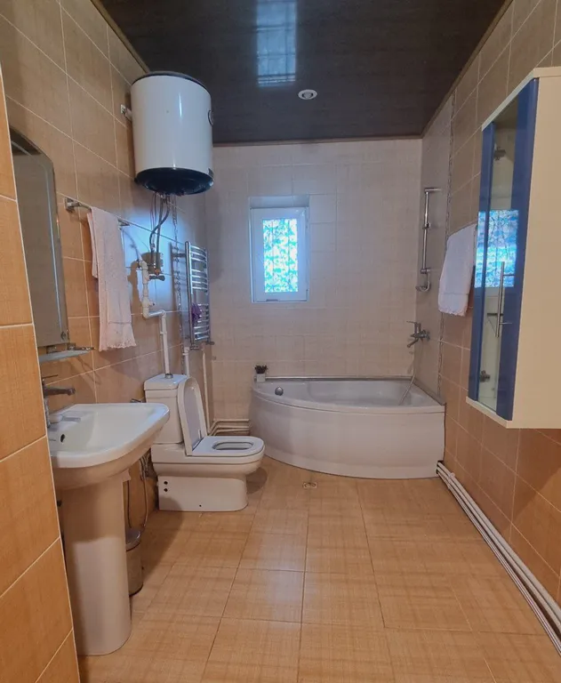 Вилла с бассейном в 10 минутах от моря