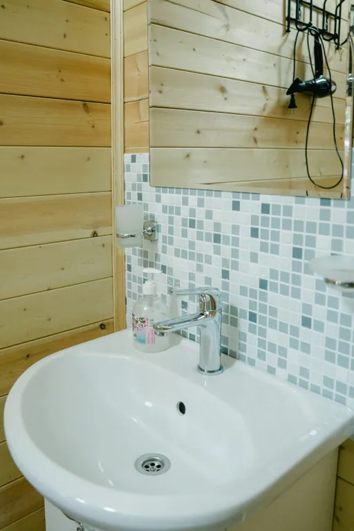 Домик номерного типа с общей террасой