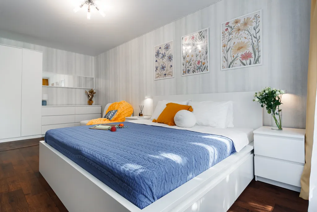 Уютная и светлая 1-комнатная квартира с ярким интерьером — аренда посуточно в Новочеркасск