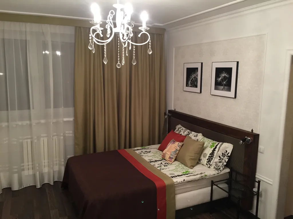 White - Green. Центр.