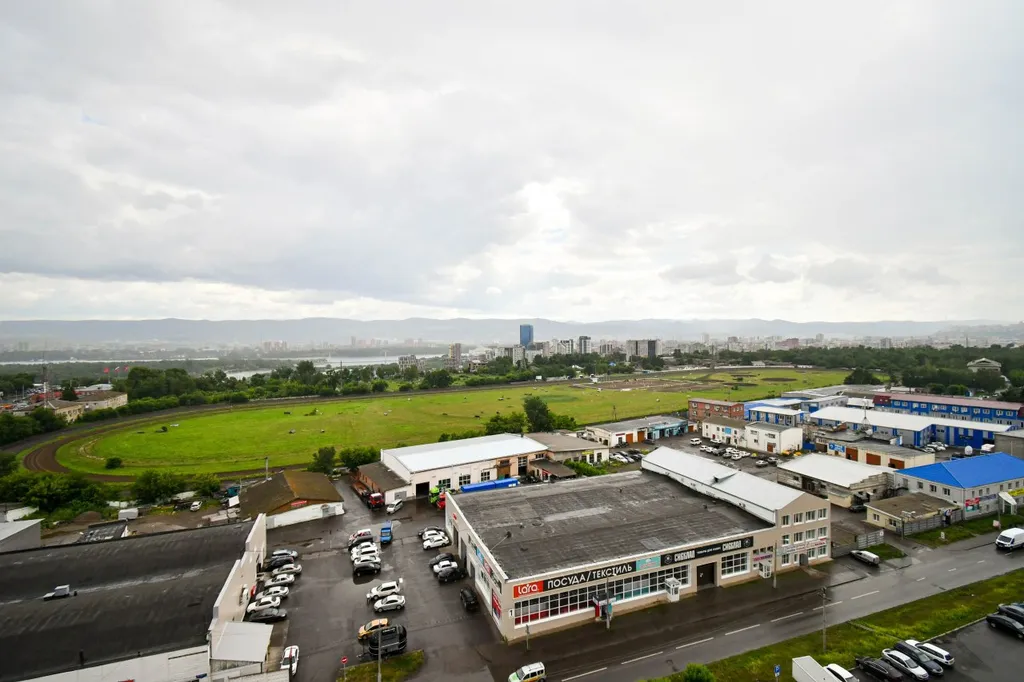 Квартира Квартира Уютный дом возле Краевой Больницы с видом на горы и Енисей — Красноярск