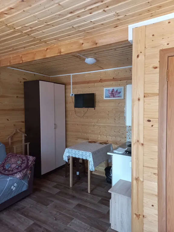 Двухэтажный дом на 5 человек