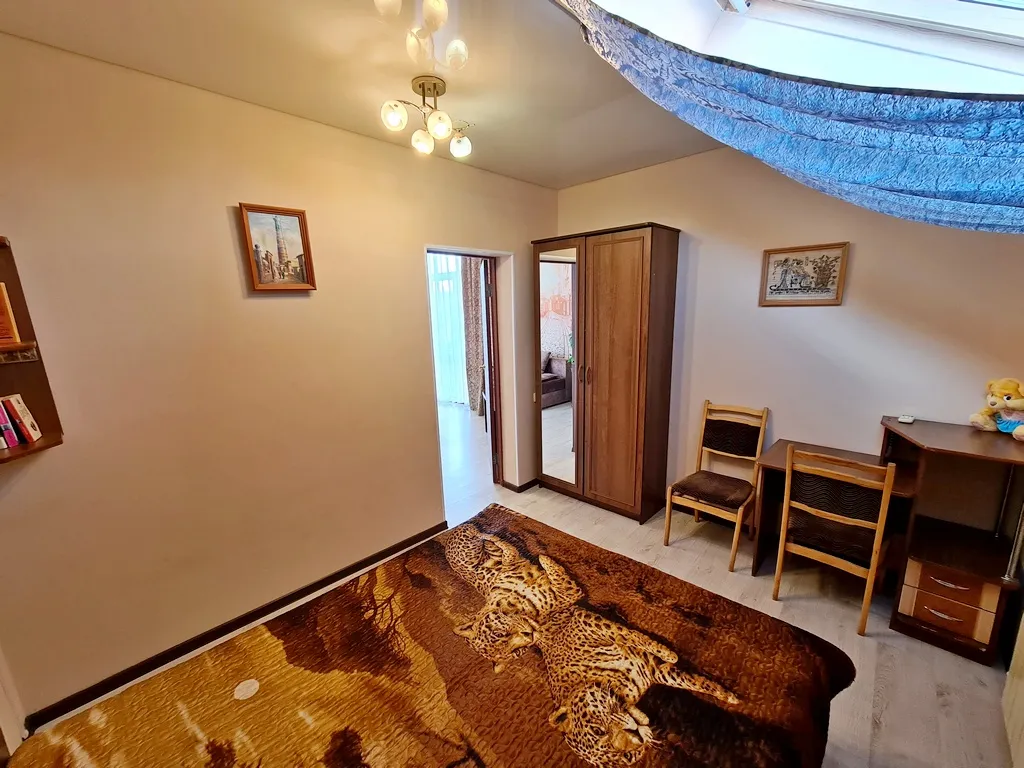 Коттедж у моря со своим двором до 11 человек, беседка, костровая чаша.