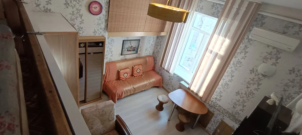 2-х уровневая квартира-студия — аренда посуточно в Владивосток