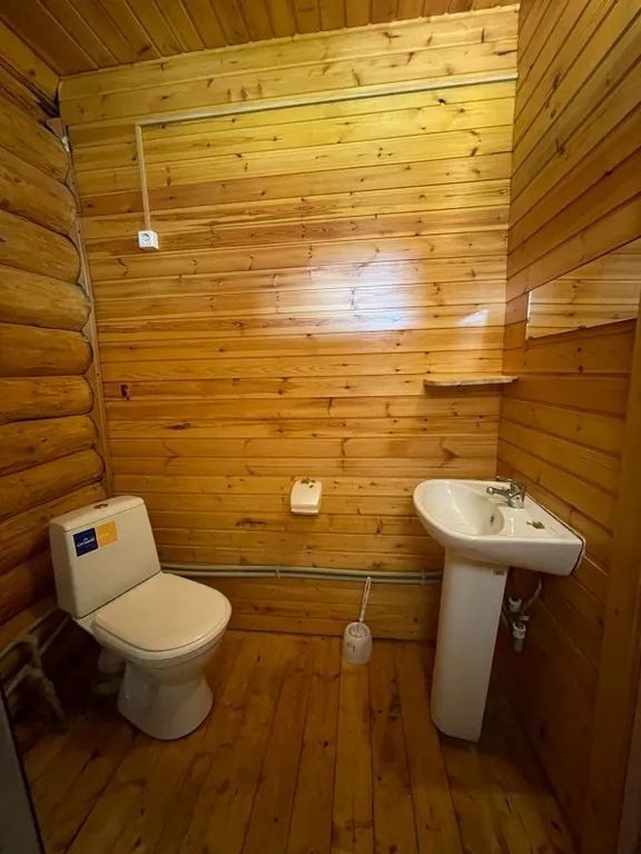 Двухкомнатный домик в 7 мин. от моря в тени деревьев с парковкой (№4)