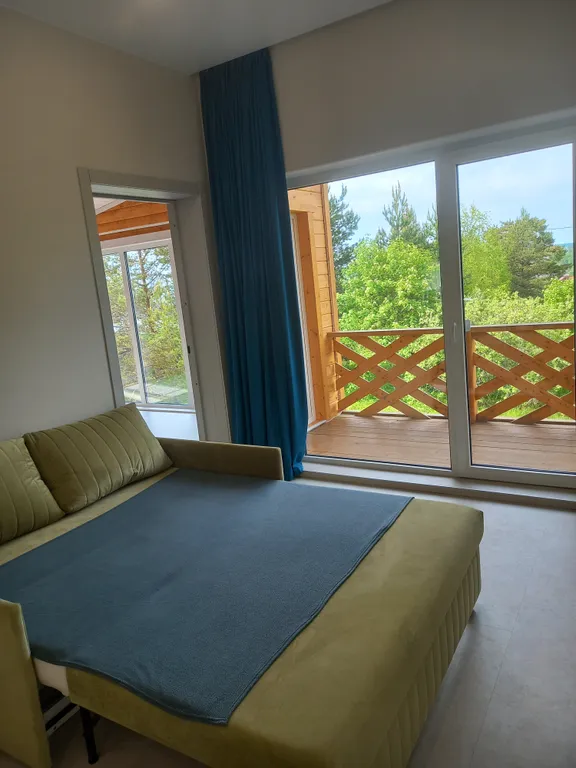 Коттедж Дом в окружении леса и скал — Мережнаволок