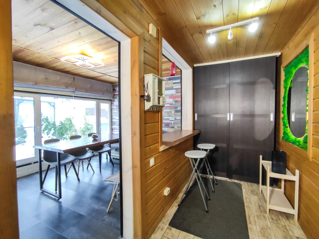 Коттедж River house Уютный дом около пляжа — аренда посуточно в Искитим