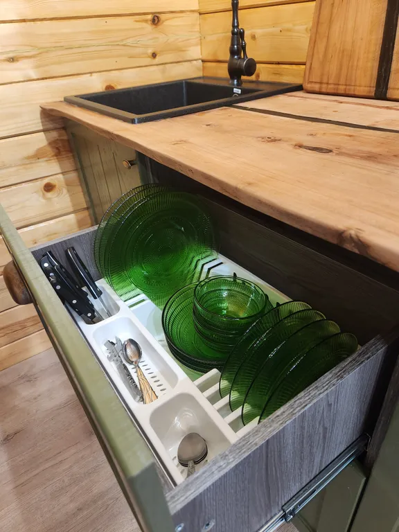 Коттедж у реки