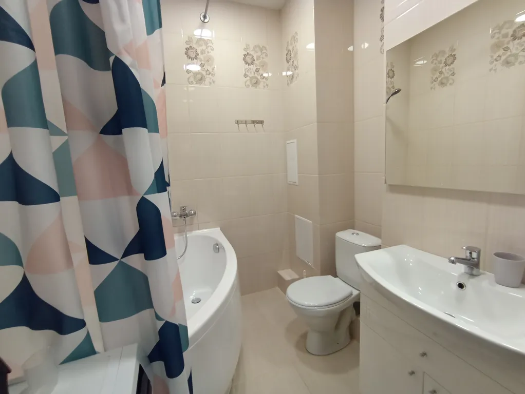 Люкс в центре на набережной сети Все в гости