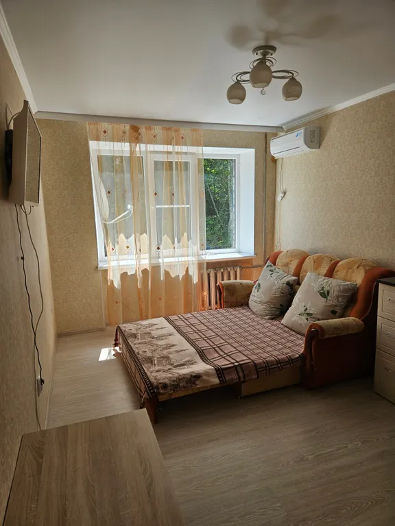 2-х ком квартира в кур.зоне рядом с западным бюветом /бронь от 5 суток