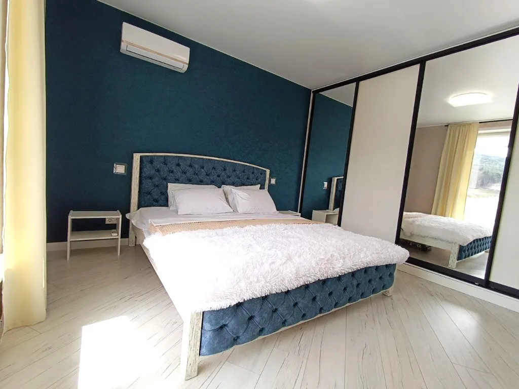 Двухкомнатная квартира «Лагуна» с детской — аренда посуточно в Виноградное (Ялта)