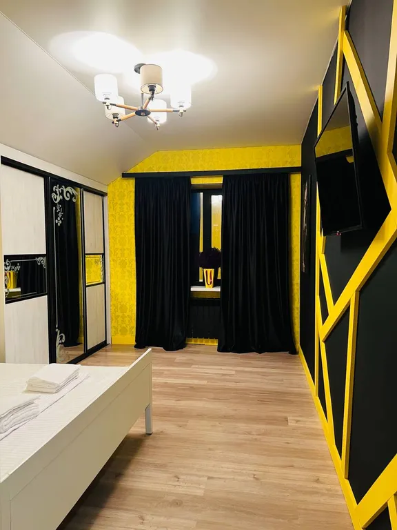 Дом с бассейном