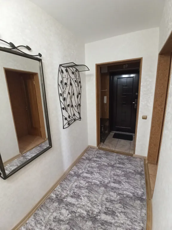 Просторная квартира, микрорайон Восток