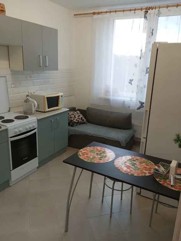 Уютная квартира со свежим ремонтом в новом доме, две кровати