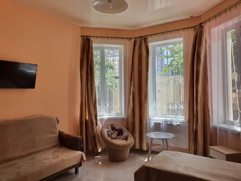 Комфорт с кухней (кухня рассчитана на 2 номера)