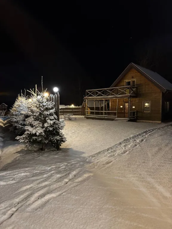 Коттедж на берегу озера