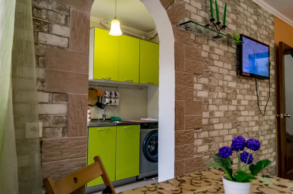 Квартира с балконом возле источников и озера — аренда посуточно в Железноводск