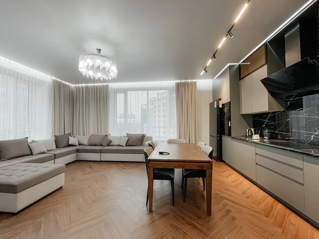 Квартира Уютная трешка с красивым видом на горы — аренда посуточно в Алматы