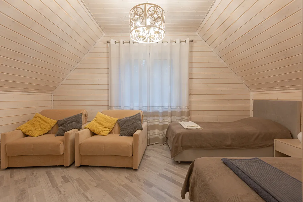 Дом в лесу рядом с озёрами и горнолыжными курортами