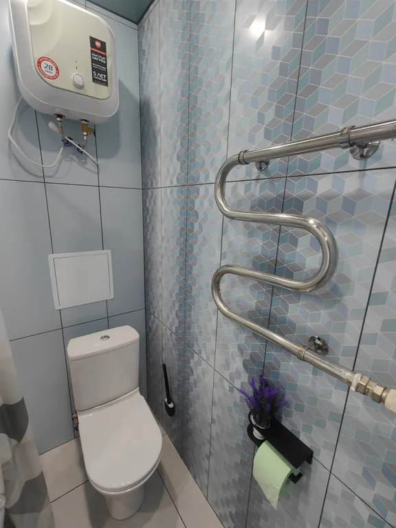 Квартира Потрясающая Студия напротив Политеха, терминала в центре Нефтяников — Омск