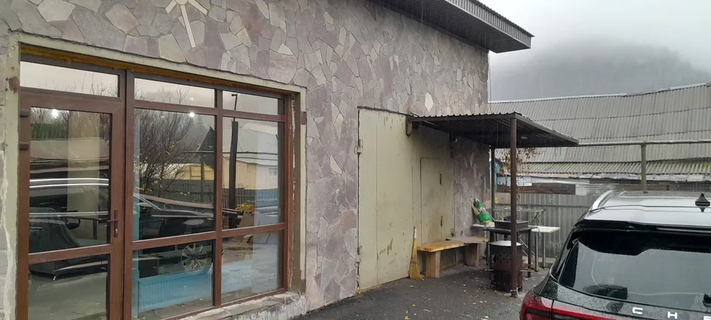 Коттедж Дом с видом на горы — Аша