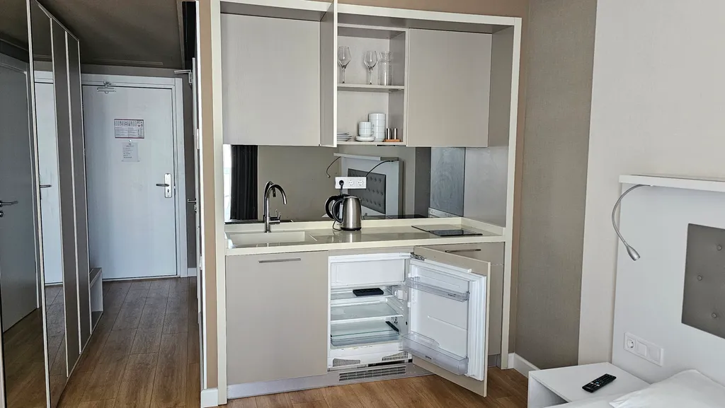 AP-915 Апартаменты в отеле на берегу моря