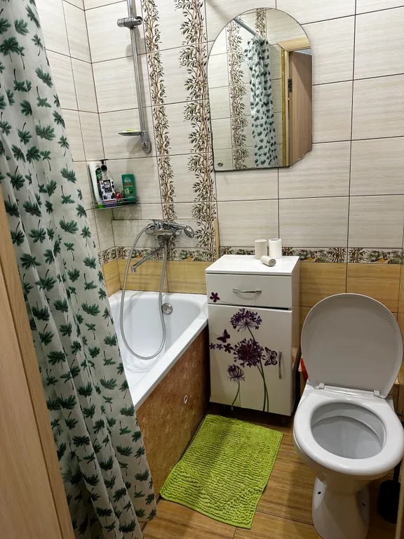 Уютная квартира около театра Нур