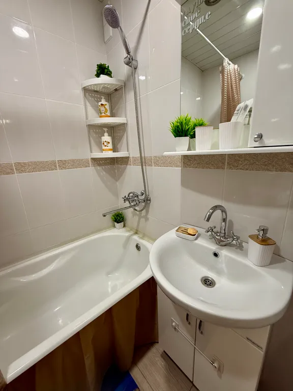 Квартира Уютная квартира возле парка — Симферополь