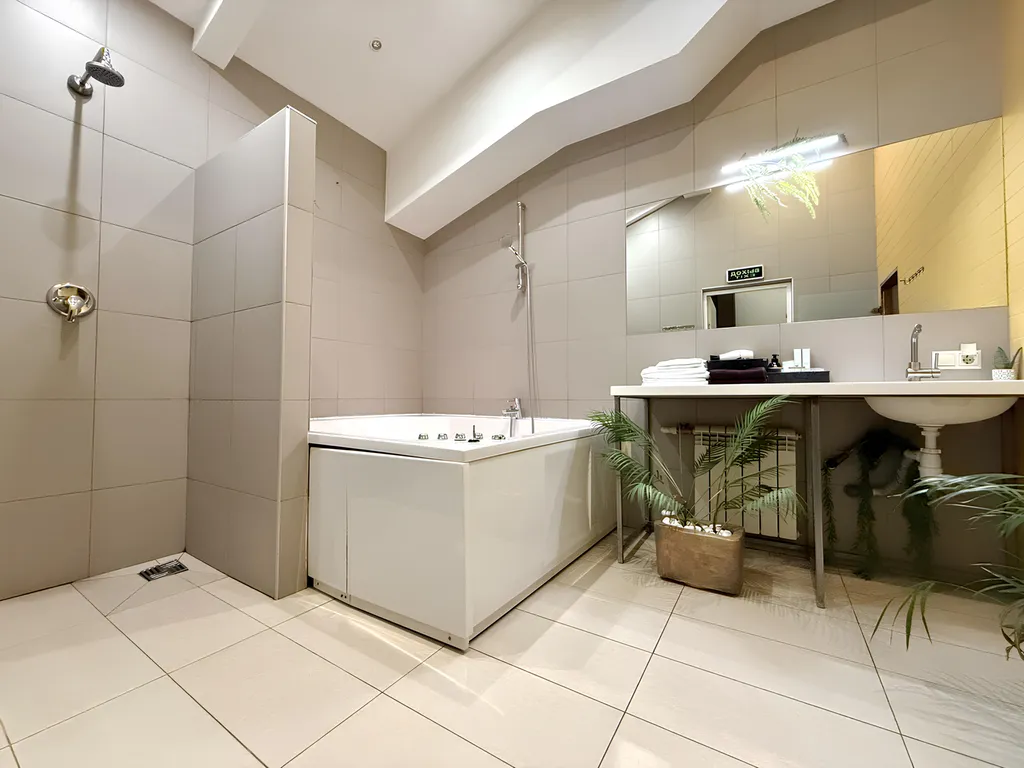 Квартира Квартира Люкс-апартамент с баней, джакузи, playstation — Москва