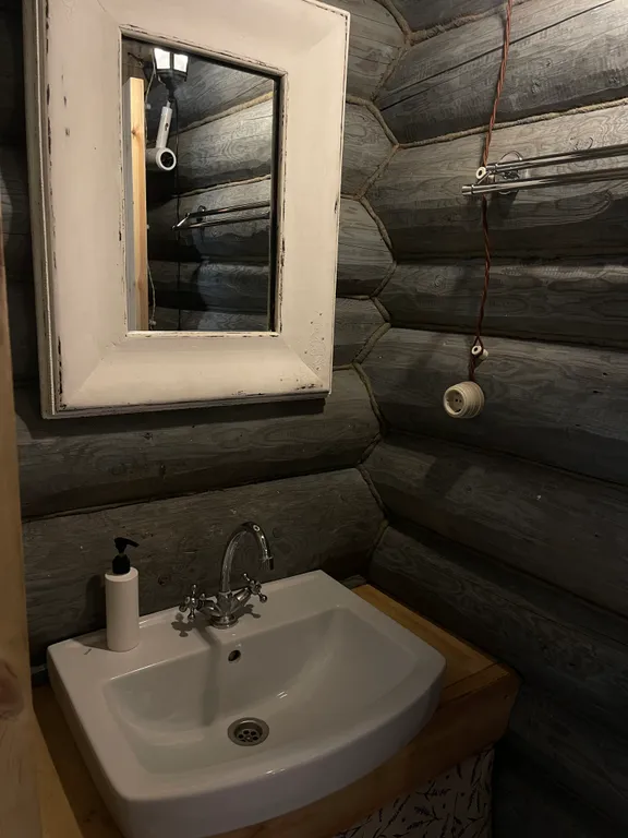 Дом отдыха Переславская усадьба с баней и прудом без соседей