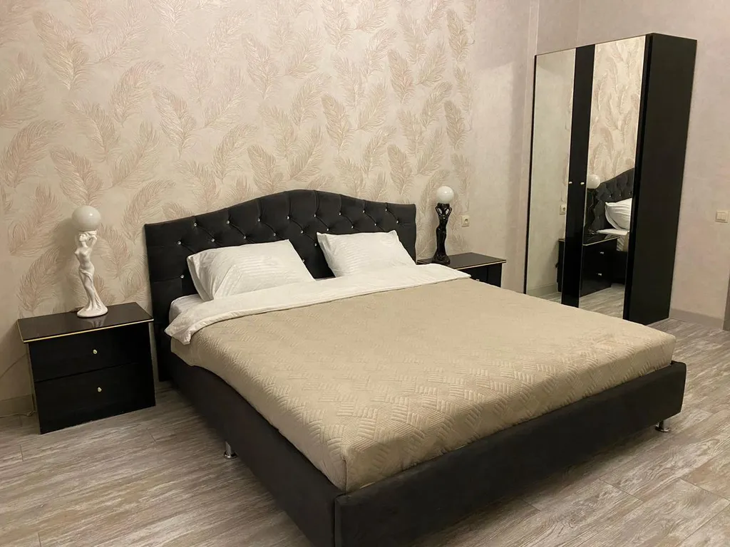 Уютная,  большая квартира в центре Ленинского района — аренда посуточно в Магнитогорск