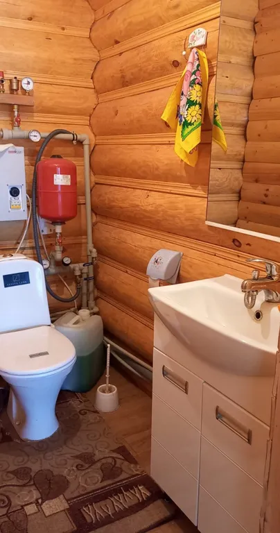 Дом из брёвен с русской баней и финской сауной 7 км от города