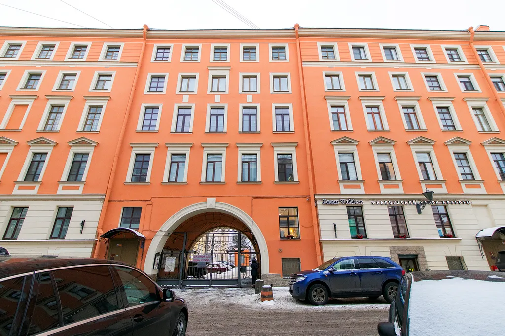 Apartment at the Savior on Spilled Blood