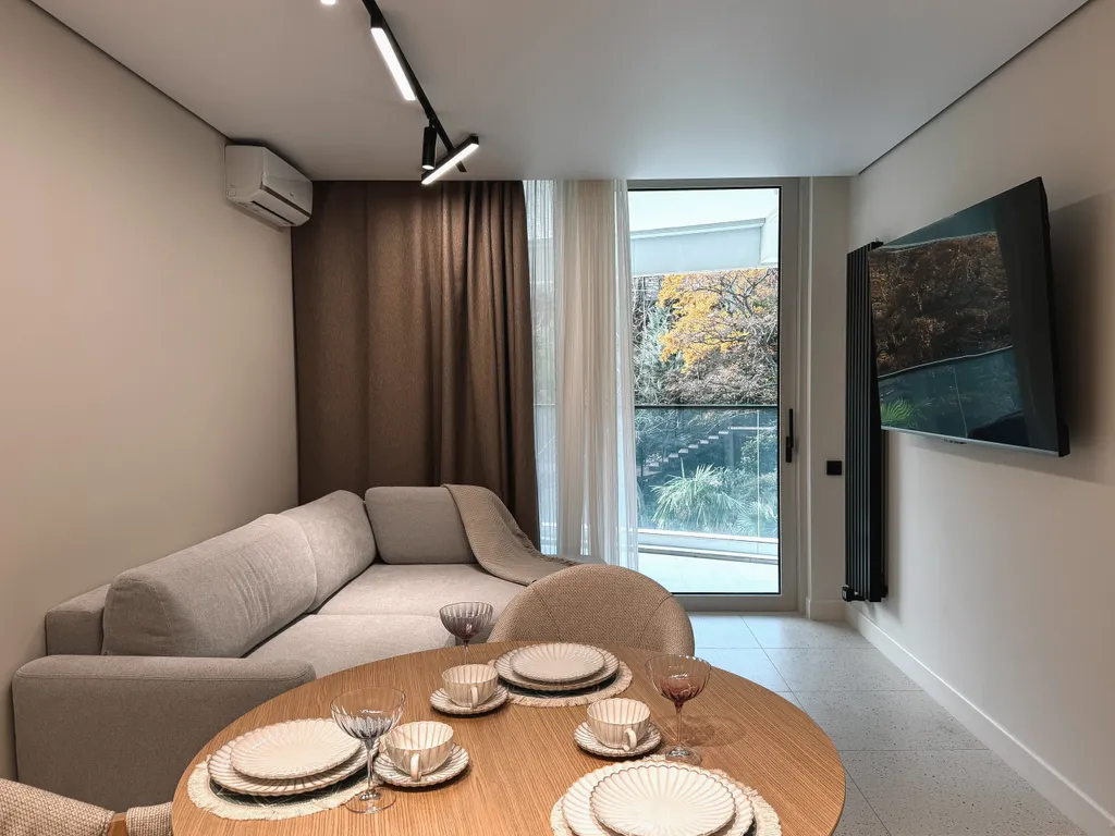 Современные апартаменты в шаговой доступности от моря