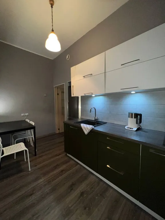 Квартира Квартира на тихой зелёной улице в центре у зоопарка — Калининград