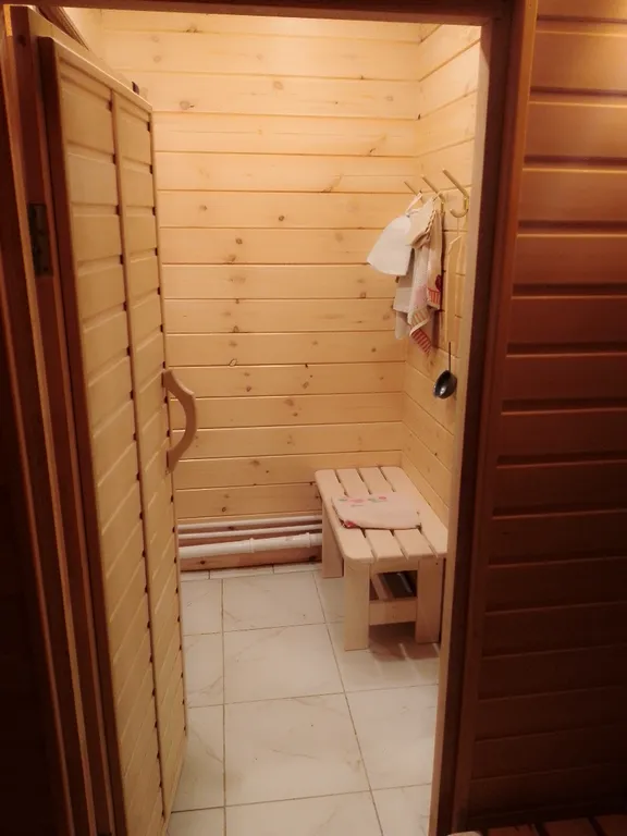 Отдельный номер в доме с баней на дровах и мангалом