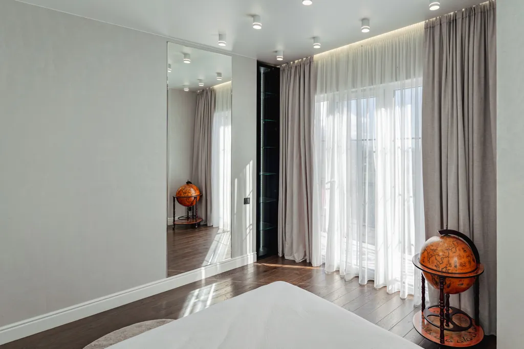 Дом с видом на море, горы, и теплым бассейном