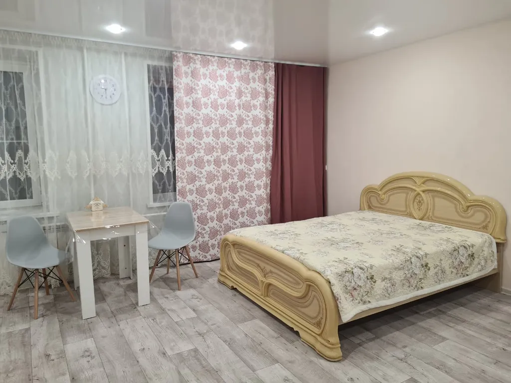 Студия возле вокзала