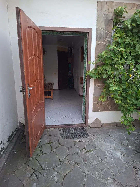 Дом в центре (макс количество гостей - 5 чел.)