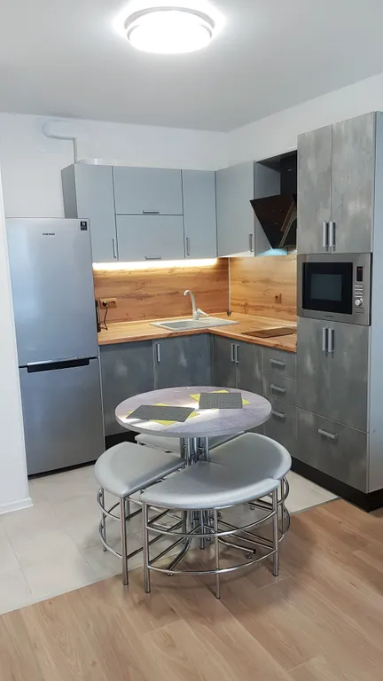 Современная квартира рядом с МРНЦ РАМН и ЦИПК