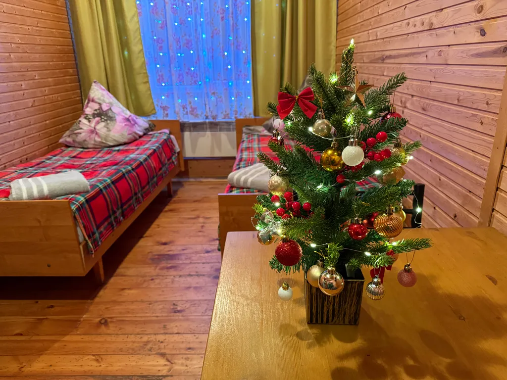 Квартира Жилая комната с двумя односпальными кроватями — Апшеронск