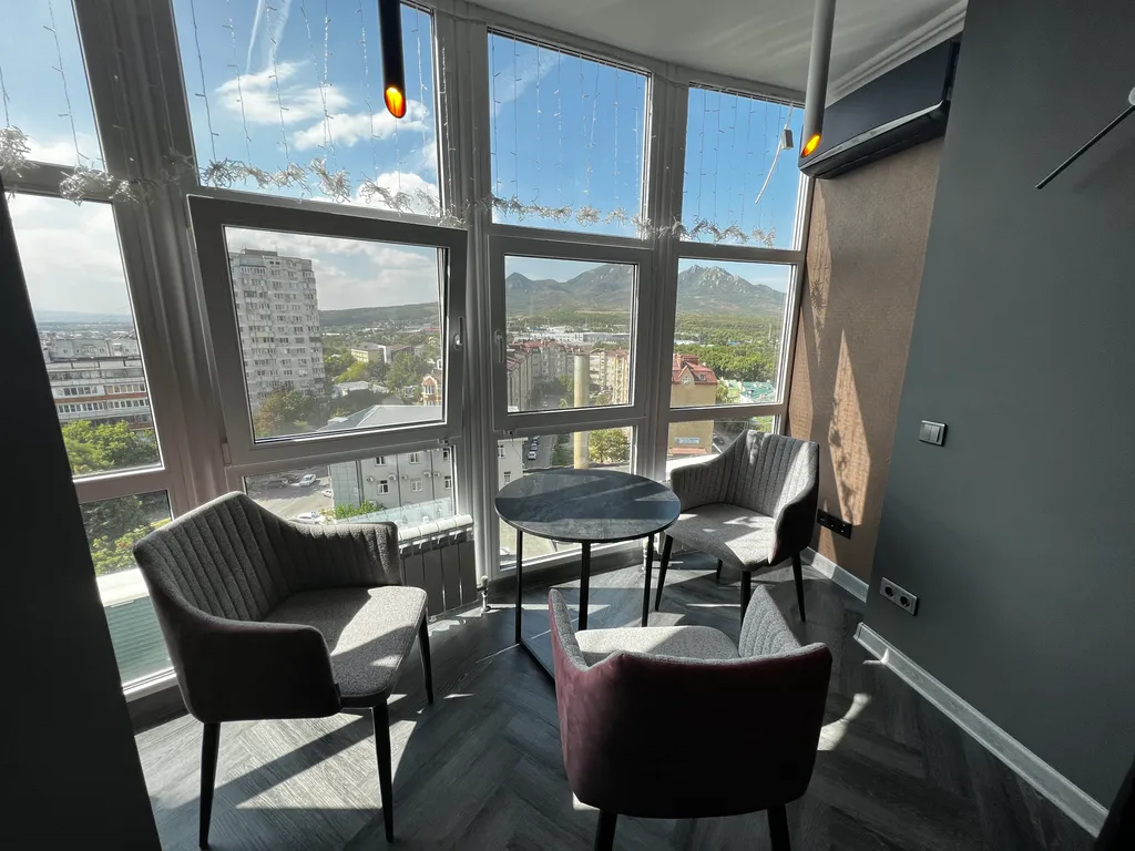 Апартамент с шикарным видом на горы