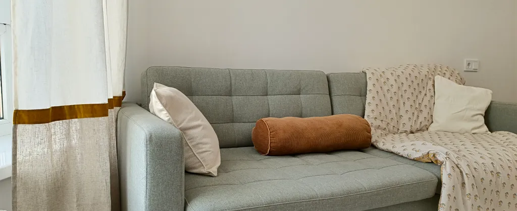 Апартаменты у Мирожского монастыря