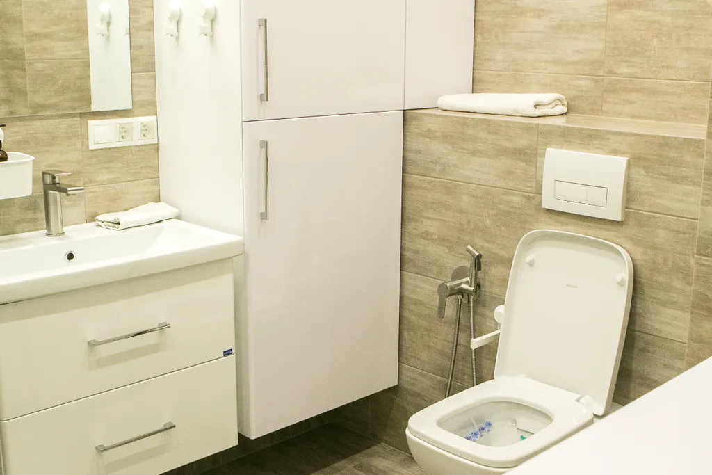 2-х  квартира в центре города (вблизи Алое Поле, Кировка, термы Лето )