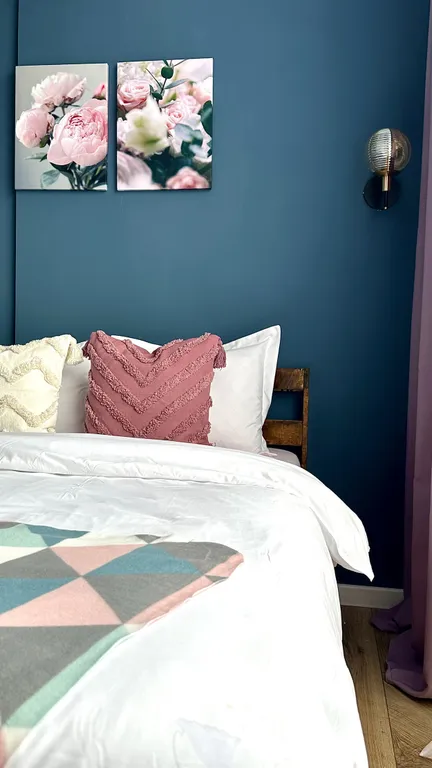 Студия Bayhouse в 200 метрах от метро Б. Момышулы для 2х гостей