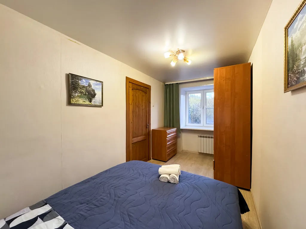 2‑комн. квартира в центре Мурманска на ул. Карла Маркса, 9