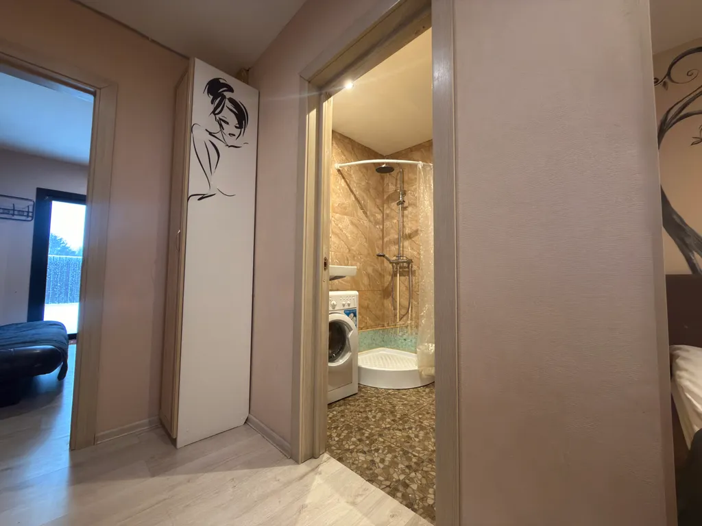 Апартаменты в коттедже с мангалом на территории, от центра 10 минут