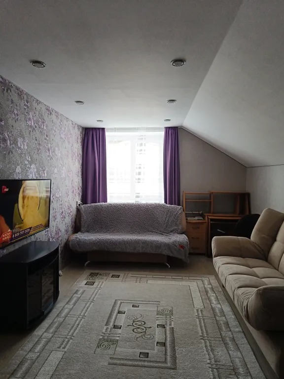 Уютный коттедж рядом с лесом и с видом на горы, в 10 минутах от горнолыжки