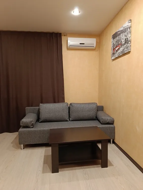 Квартира Чистая квартира в центре города около ж/д вокзала в элитном жк с бесплатной парковкой — Волгоград